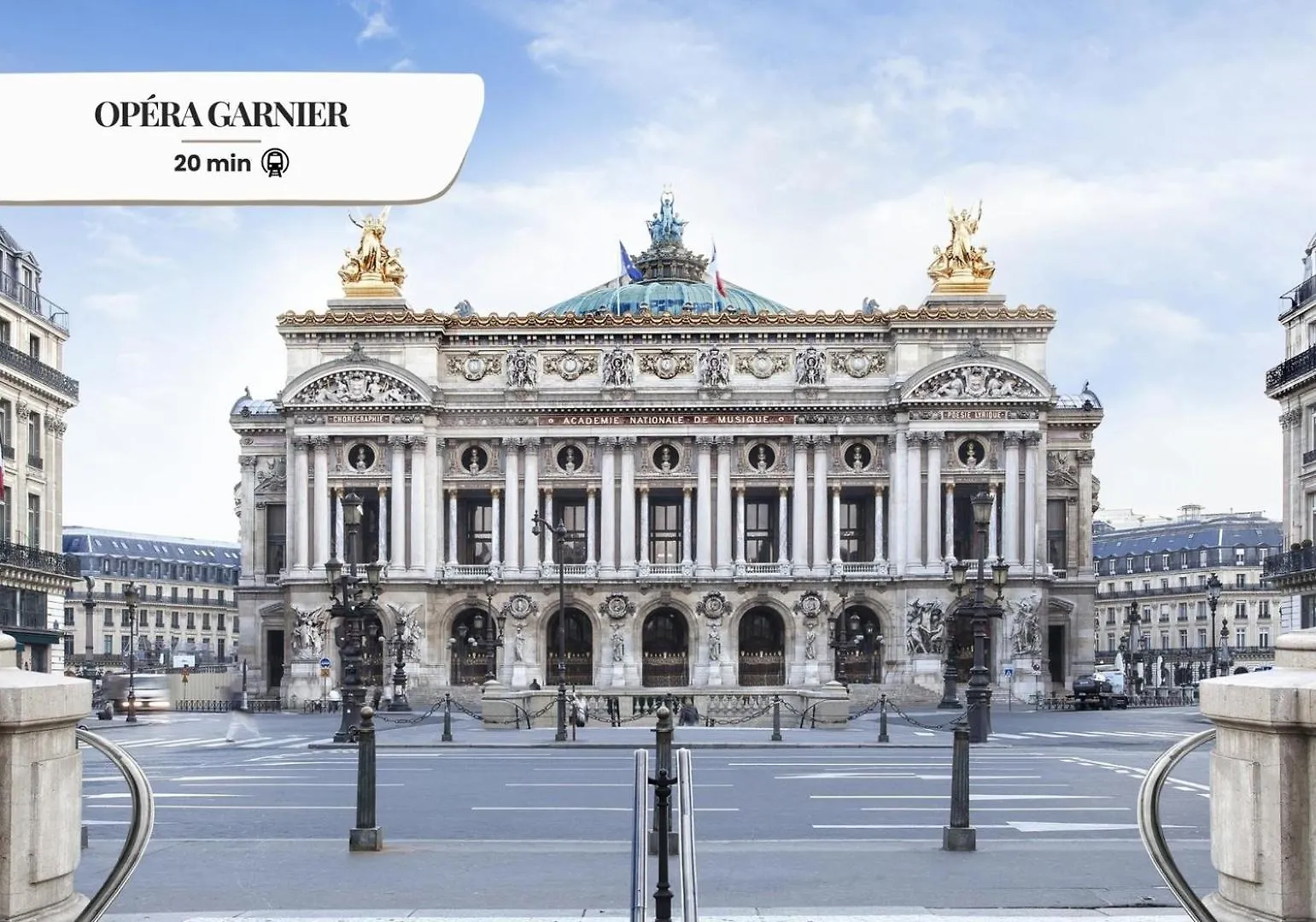 151 Jean Yves - Superbe A Paris